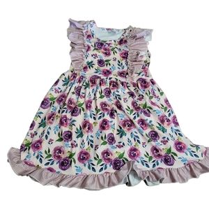 💥 3 for $20💥 Girls size 6/7 floral dress